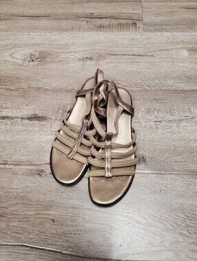 Munro Sandal